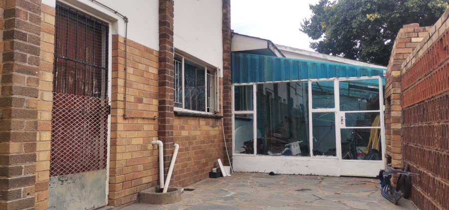 4 Bedroom Property for Sale in Roosheuwel North West